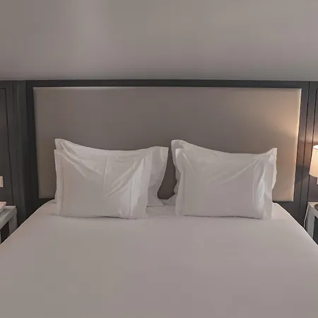 Burgus Tribute & Design Otel 4*
